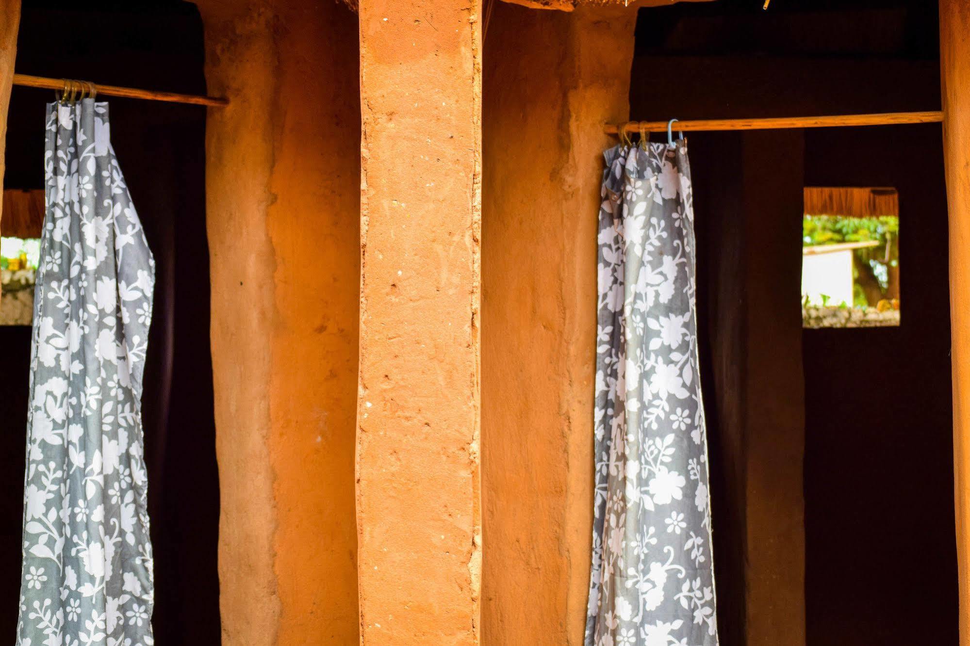 Hotel Zinga Backpackers à Livingstone Extérieur photo